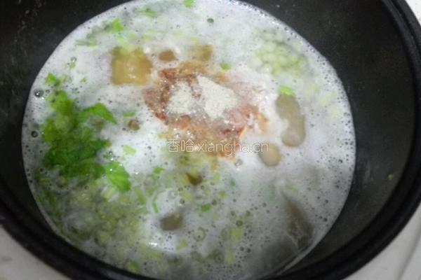 金针菇瘦肉粥的做法图解3