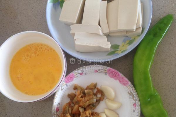 脆皮豆腐的做法图解1