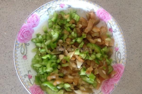 脆皮豆腐的做法图解2