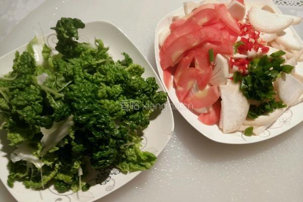 鸡腿菇炒油菜的做法图解2