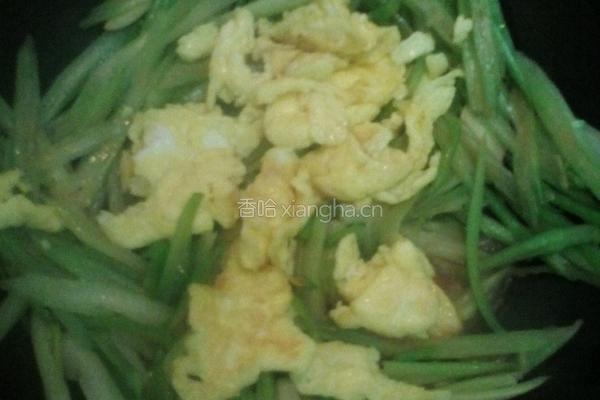 西芹炒鸡蛋的做法图解8
