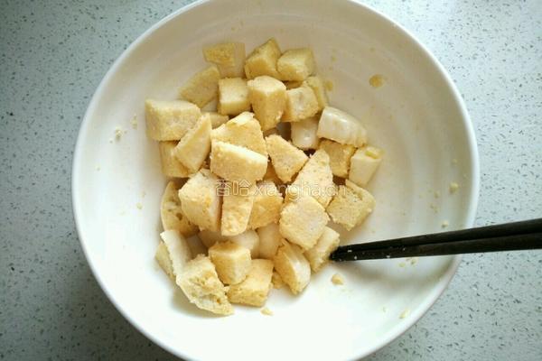 小白菜炒馒头的做法图解5