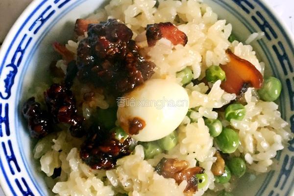 腊肉煲仔饭的做法图解8
