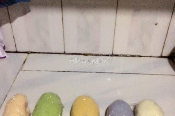 彩虹饺子的做法图解2