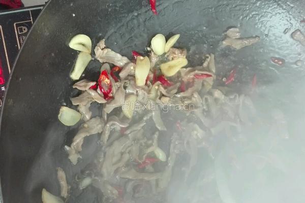 莴笋肉丝的做法图解4