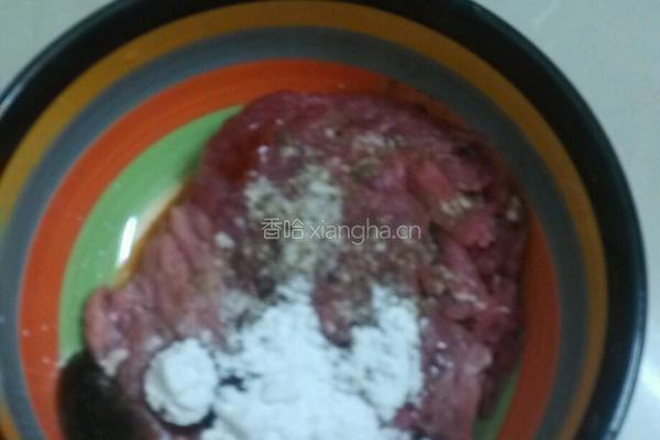 芥兰炒牛肉的做法图解2