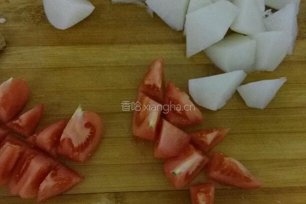 清汤牛肉炖萝卜的做法图解2