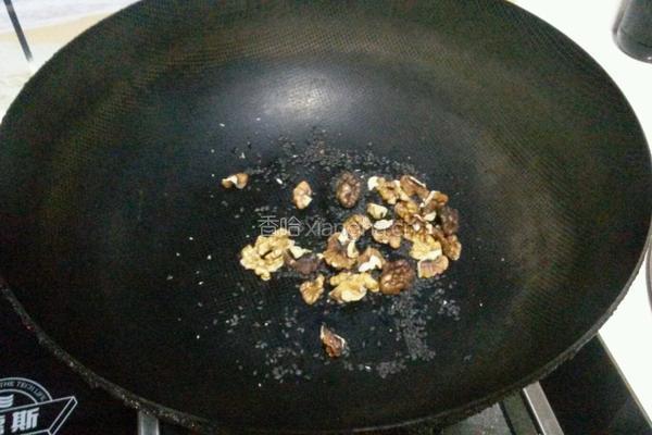 黑芝麻核桃粥的做法图解4