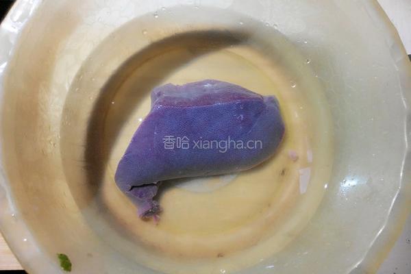 丝瓜猪肝瘦肉汤的做法图解2