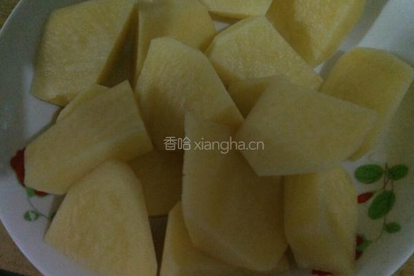 东北蘑菇炖鸡爪子的做法图解5