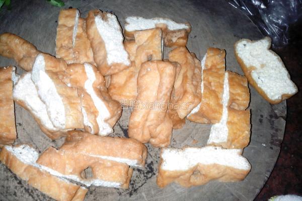 凉拌油豆腐的做法图解2