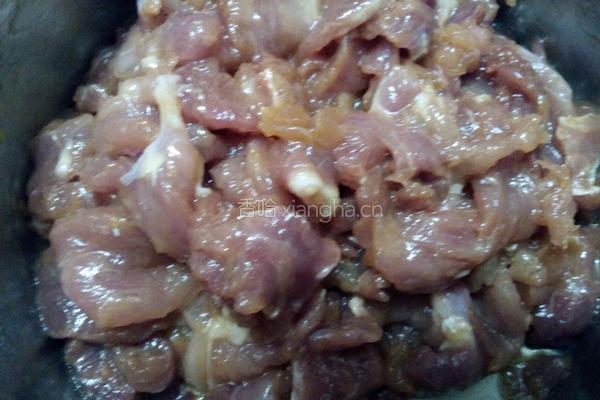 瘦肉汤面的做法图解3
