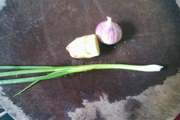 豌豆炒肉末的做法图解2