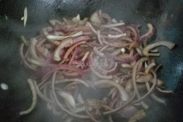 洋葱炒肉的做法图解4