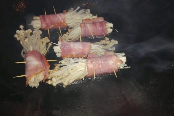 培根卷金针菇的做法图解5