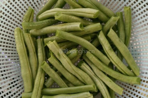 红烧肉炖豆角的做法图解3