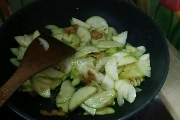 西葫芦炒肉的做法图解4