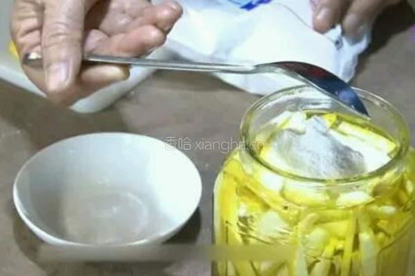 自制无添加不伤手洗洁精的做法图解4
