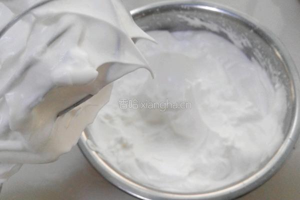 葡萄干果酱蛋糕卷的做法图解7
