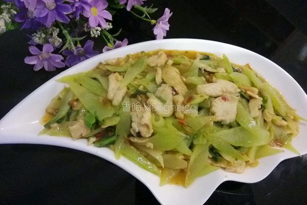 莴笋炒鸡肉的做法图解7