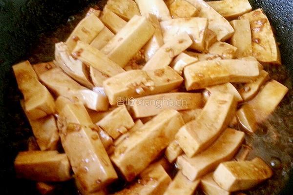 葱烧豆腐 的做法图解6