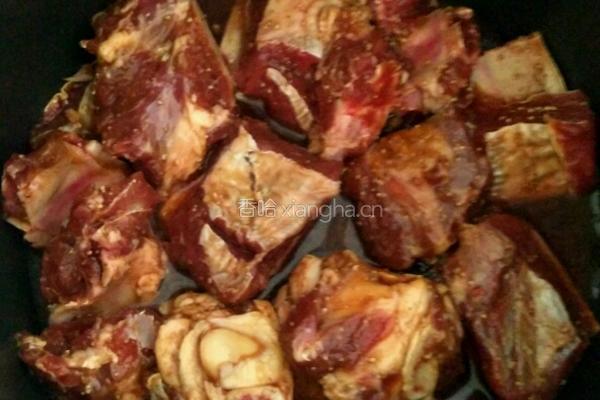 电饭锅炆焗牛排骨的做法图解4