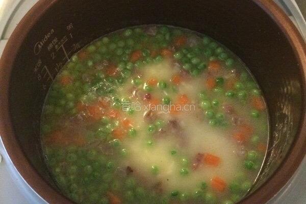 腊肠豆焖饭的做法图解8