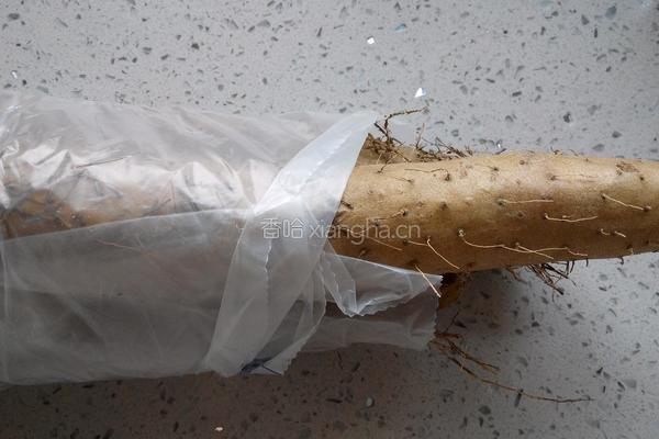 山药香菇排骨汤的做法图解4