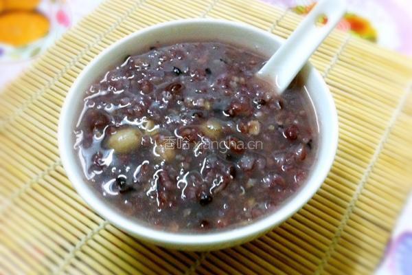 五谷杂粮补肾粥的做法图解5
