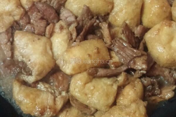 瘦肉焖炸豆腐的做法图解7