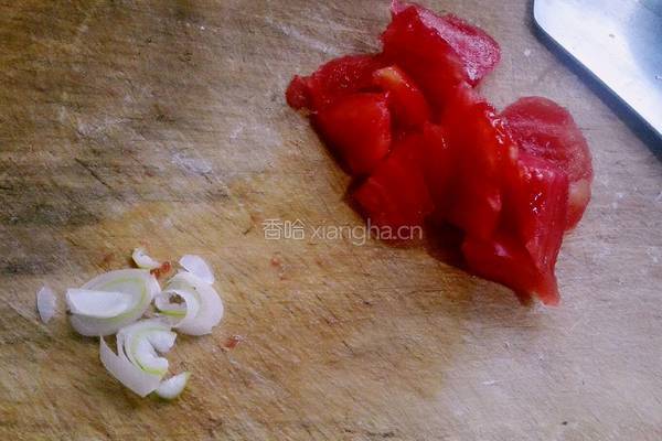 西红柿牛肉面的做法图解1