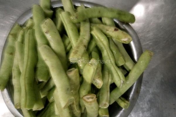 干煸四季豆的做法图解1