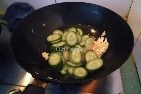 黄瓜片炒鸡蛋的做法图解6