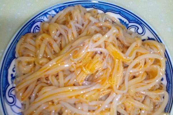 麻辣金针菇