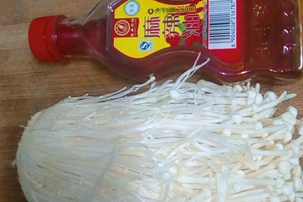 麻辣金针菇的做法图解1