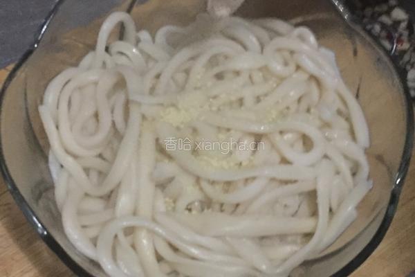 油泼棍棍面的做法图解7