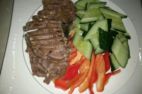 青瓜炒牛肉的做法图解2
