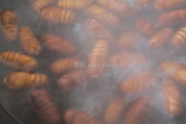 家常炒蚕蛹的做法图解7