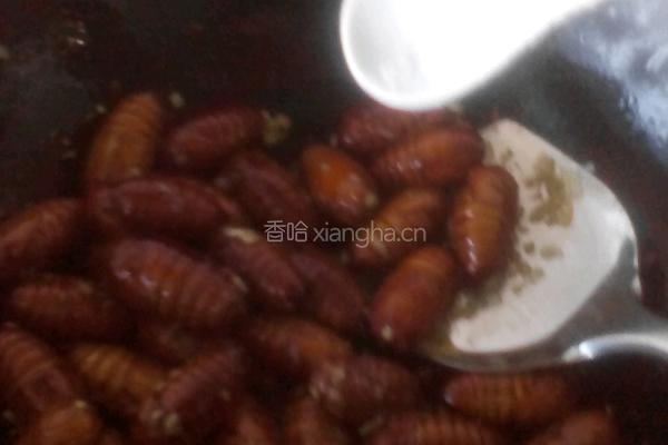 家常炒蚕蛹的做法图解12