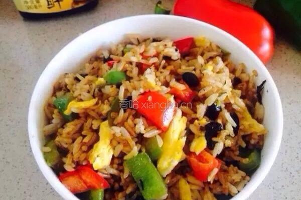 酱油豆豉炒饭的做法图解6