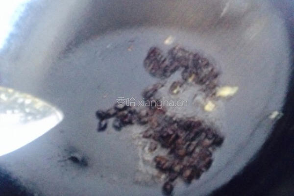 酱油豆豉炒饭的做法图解3