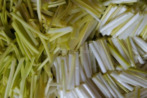 韭黄炒肉片的做法图解3