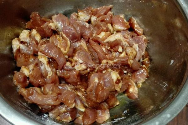 孜然肉片的做法图解3
