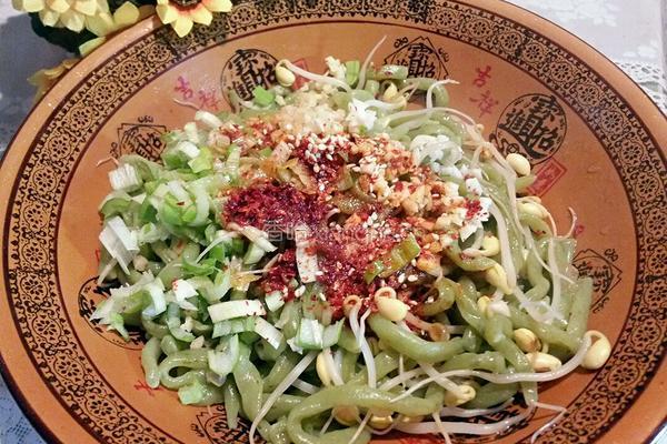 油泼菠菜搓搓的做法图解10