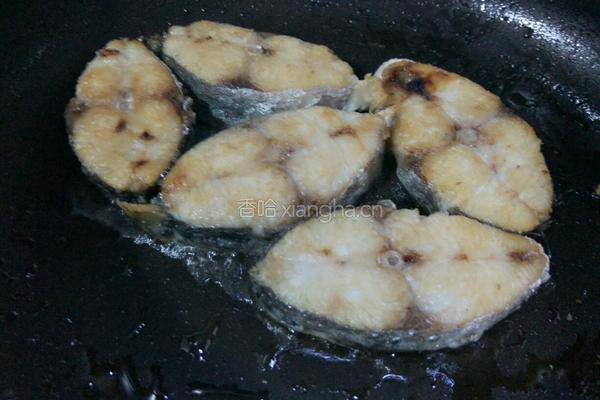 香煎马胶鱼的做法图解4