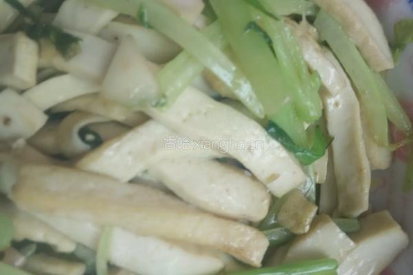 芹菜炒豆干的做法图解5