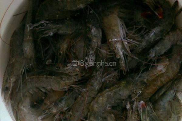 椒盐虾的做法图解1