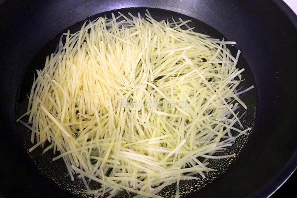 凉拌土豆丝的做法图解6