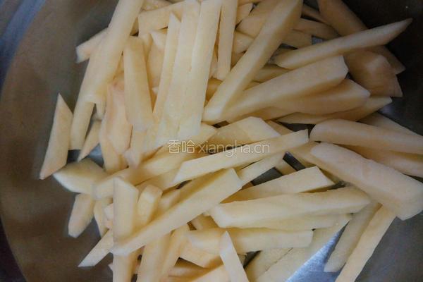 咖喱土豆的做法图解1