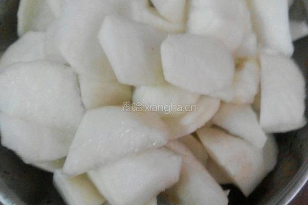 粤菜：牛腩炆萝卜的做法图解4